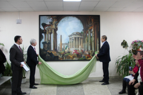 Картину волгоградских художников передали в Городищенский ДК