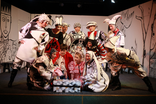 Казачий театр приглашает зрителей в сказку