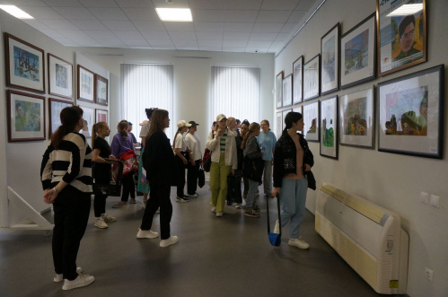 В Камышине открылась передвижная выставка «Судьба и небо»