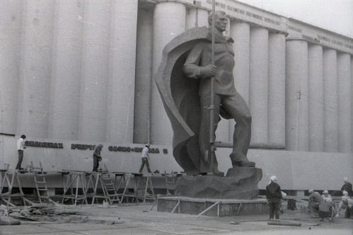 В Волгоградской области завершён грантовый проект по изучению монументального искусства