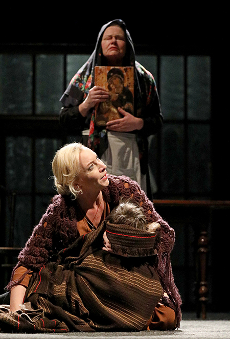 «Литературная газета» высоко оценила поставленный в Волгограде спектакль