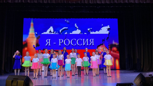 Юные суровикинцы показали свое мастерство на сцене отремонтированного центра культуры