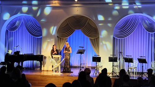 В «Царицынской опере» проведут сеансы музыкальной и арт-терапии для будущих мам