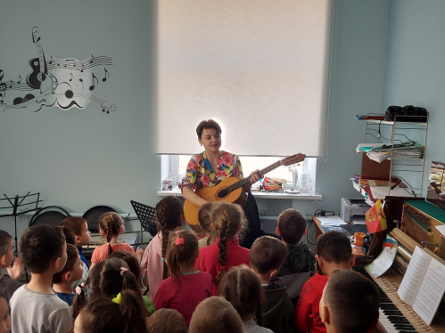 В Палласовской ДШИ знакомят с новыми возможностями школы