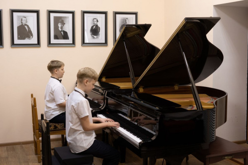 Михайловская ДШИ провела завершающий учебный год концерт