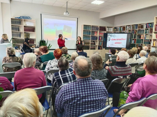 В модельной библиотеке Камышина проходит творческие встречи с талантливыми людьми