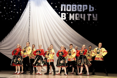 В Котово состоялся выпускной концерт ансамбля «Созвездие»