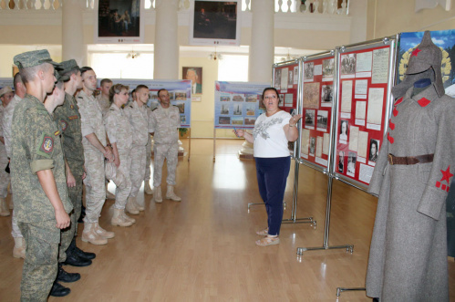 В Астраханской области открылась выставка от музея-заповедника «Сталинградская битва»