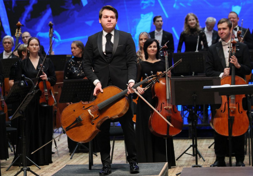 Известный российский виолончелист впервые выступил в Волгоградской филармонии 