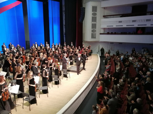 Донецкий и Волгоградский симфонические оркестры объединила «Музыка мира»
