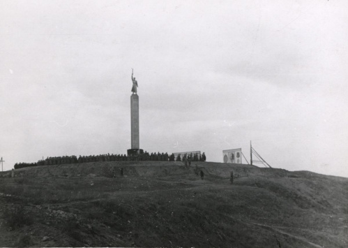 На выставке к юбилею памятника чекистам представят рассекреченные архивные документы 