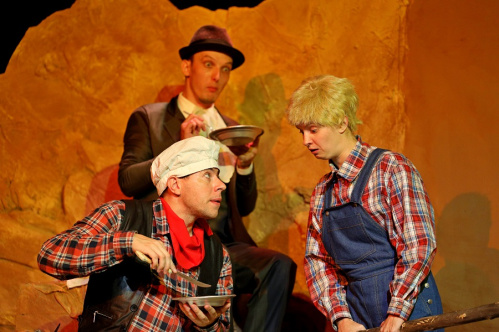 Волгоградский Казачий театр осваивает новые сценические площадки