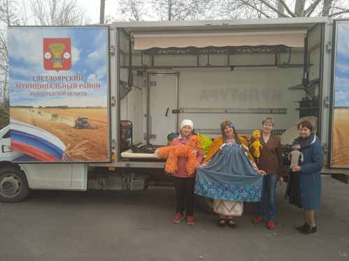 В Светлоярском районе автоклуб открыл весенний сезон