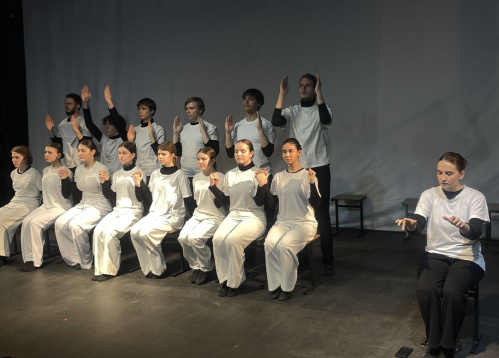 В Волгоградском ТЮЗе состоялся мастер-класс для начинающих артистов