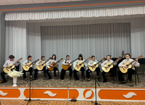 В Жирновской ДШИ провели концерт «Народные кружева»