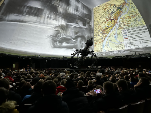 В Волгоградском планетарии состоялась премьера полнокупольной программы о подвиге Сталинграда