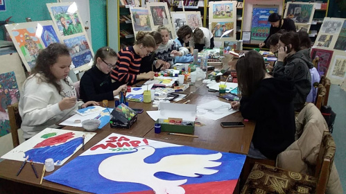 Выставка Волгоградского музея Машкова экспонируется в в Донецке