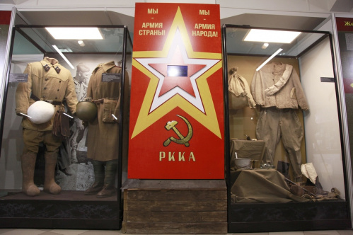 В музее «Память» открылась выставка «Мы – армия страны, мы – армия народа»