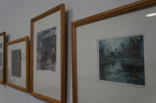 В Камышине открылась выставка мастера книжной графики