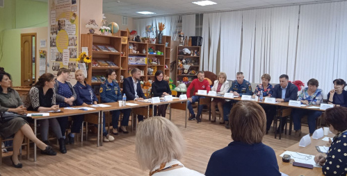 В Волгограде провели круглый стол по безопасности детей
