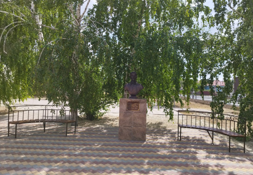 В станице Клетской открыли «Шукшинский дворик» 