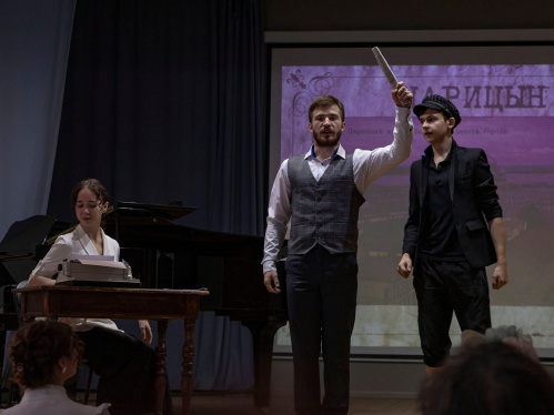 ВГИИК представил перформанс «Царицын театральный»