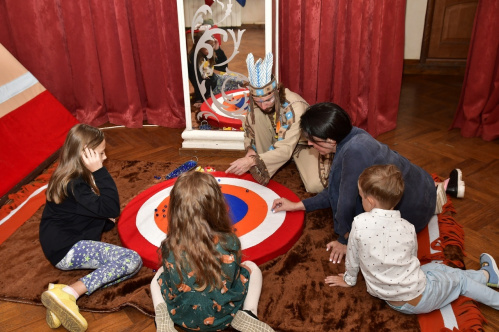 Волгоградский театр кукол открыл 87-й театральный сезон