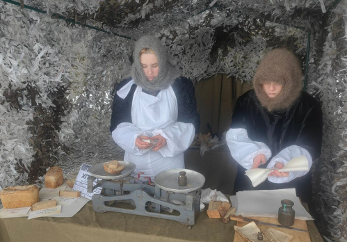 В Новоаннинском прошла акция «Блокадный хлеб»