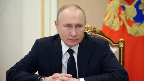 Владимир Путин отметил госнаградами волгоградских деятелей культуры Владимир Путин отметил госнаградами волгоградских деятелей культуры