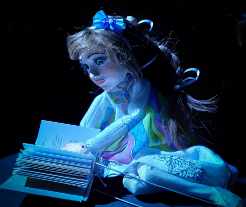 В Волжском театр кукол «Арлекин» представил две премьеры