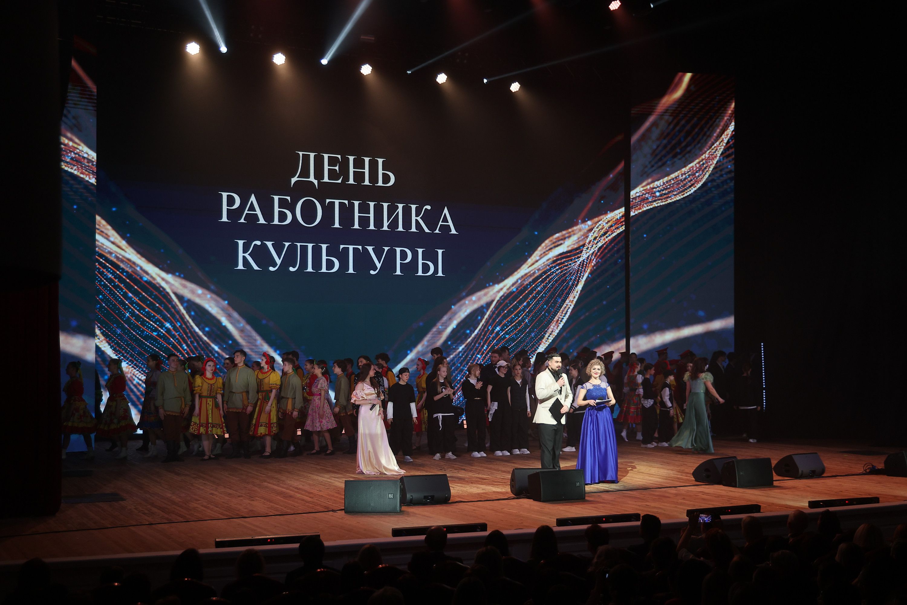 Лучших работников сферы культуры наградили в Волгоградской области