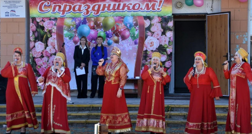 В Светлоярском районе с помощью автоклуба организовали праздник на День села