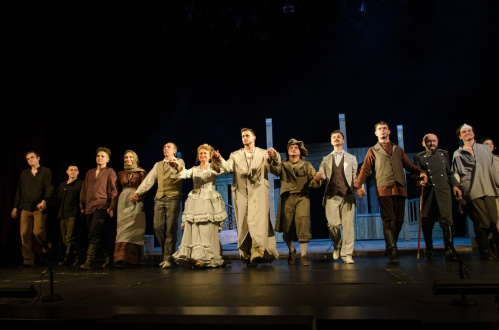 Волгоградский ТЮЗ завершил 52-й сезон 