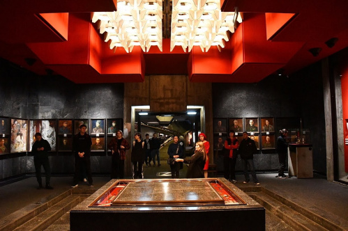 В Волгоградском театре кукол полным ходом идут репетиции спектакля   «Рассказы о юных героях»