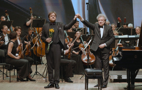 В Волгоградской филармонии стартовал цикл встреч с выдающимися музыкантами Санкт-Петербурга