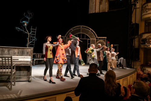 НЭТ отметил десятилетний юбилей спектакля «Вера, надежда, любовь!»