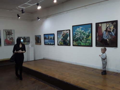 В Волжском открылась выставка «Пробуждение»