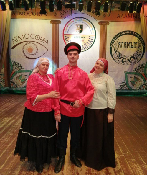 Ансамбль из Паллассовского района стал лауреатом международного фестиваля в Абхазии