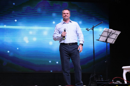 В Волгоградской области прошли творческие встречи с артистом Александром Носиком