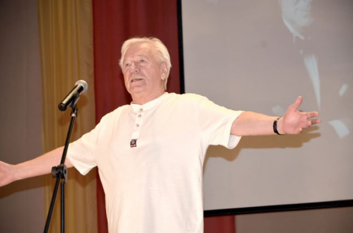 «Волгоградский факел» «зажёг» сердца зрителей Михайловки, Урюпинска и Калача-на-Дону