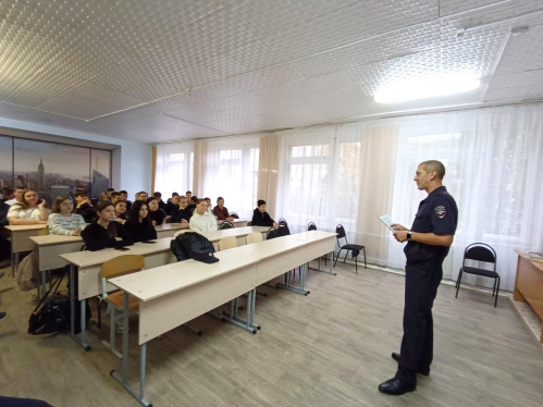 Иловлинские библиотекари помогают старшеклассникам определиться с будущей профессией