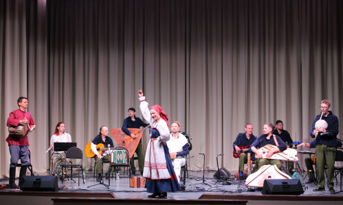 В обновлённом Серафимовичском доме культуры состоялся концерт проекта «Волжский акцент» 