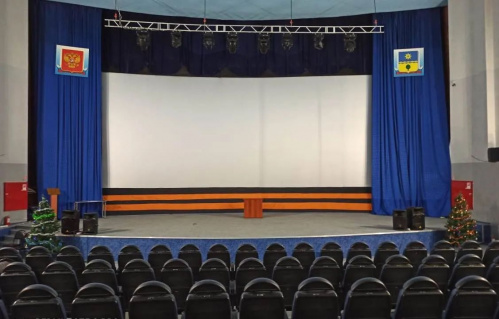 В Волжском по нацпроекту модернизировали кинозал центра «Юность»