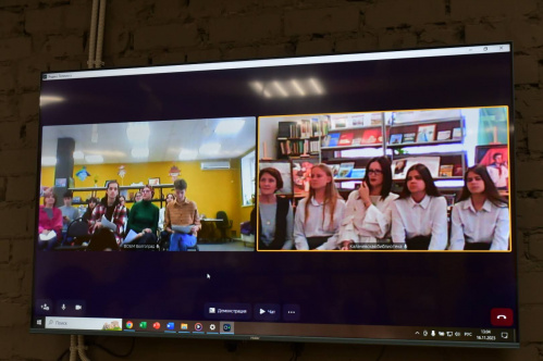 Волгоград и Калач-на-Дону соединил литературный видеомост