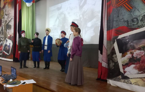 Волгоградские артисты выступили в госпитале ветеранов войн