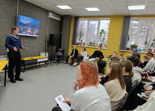 «Билет в будущее» «выдали» школьникам в библиотеке для молодёжи