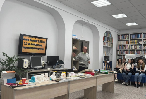 Волгоградская библиотека для слепых знакомит на экскурсиях со своими возможностями