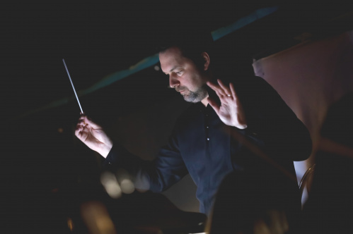 Маэстро Николай Хондзинский приедет в Волгоград дирижировать оперой «Тоска»