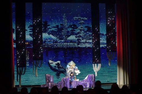 В Волгоградском театре кукол показывают новую волшебную сказку