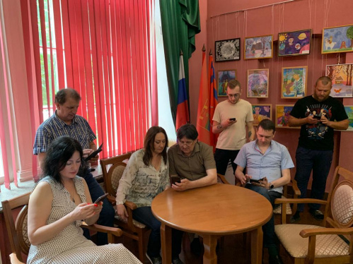 Коллектив Казачьего театра голосует за благоустройство улицы Академической